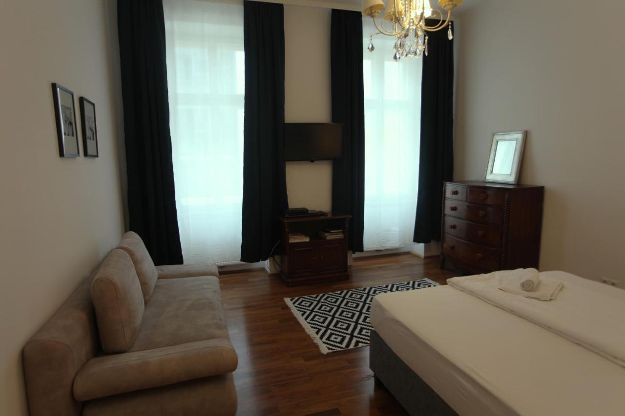 Casa Nostra - Ausgefallene Wohnung Am Augarten Viyana Dış mekan fotoğraf