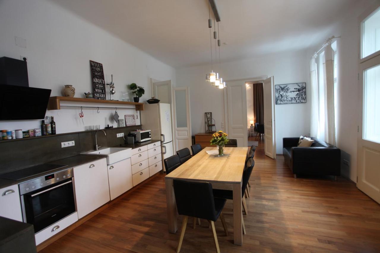Casa Nostra - Ausgefallene Wohnung Am Augarten Viyana Dış mekan fotoğraf